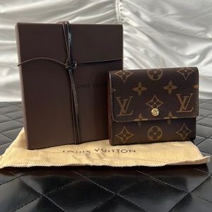 Louis Vuitton PF Anais wallet.